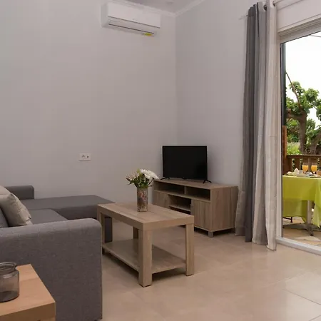 Anais Apartments In Laganas 2 Apartment *